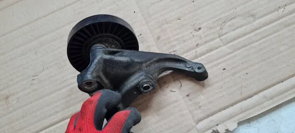 Käytetty ilmastointikompressorin kytkin OEM 06M260885M Audi image 9