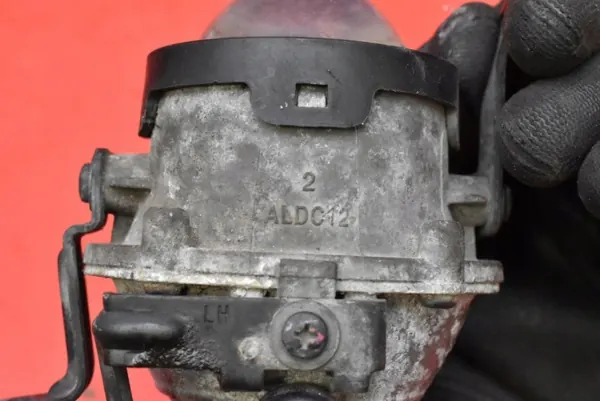 Farol Halogéneo Esquerdo Dianteiro OEM 92201-A2300 Kia Ceed image 6
