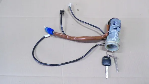 Mitsubishi OE Hubstation OEM 88215AE010 image 3
