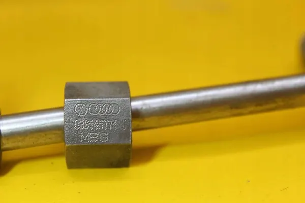 Mangueira de óleo turbo Seat Ibiza 6J IV 1.4 TDI 03G145771J image 2