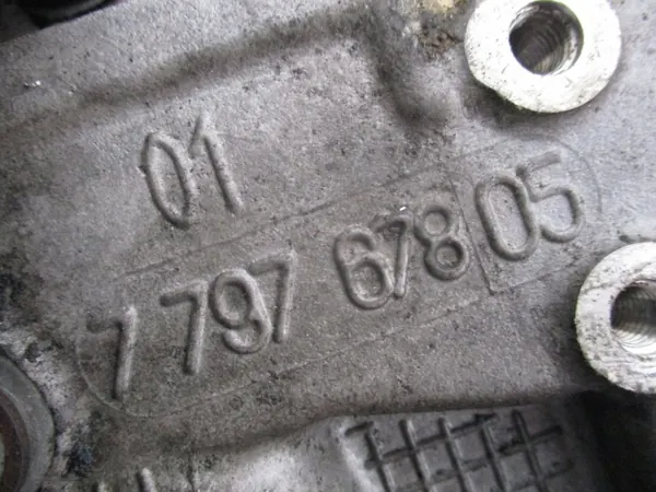 BMW 779767805 cilinderkop compleet voor N47 2.0D image 3