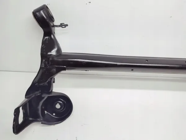 Travesaño suspensión trasera OEM Citroen Berlingo II 2008- image 3