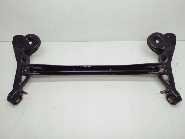 Travesaño suspensión trasera OEM Citroen Berlingo II 2008- image 7