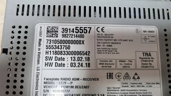 Opel Crossland X Radio Navigation OEM 39145557 image 4