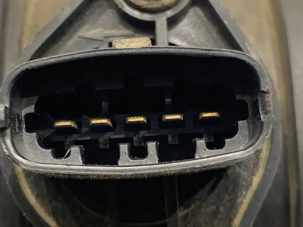 Luftmassenmesser Volvo V70 II 2.4 200PS 99-08 OEM image 4