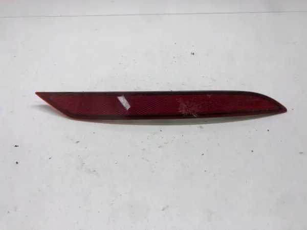 Refletor direito para-choques traseiro VW OEM 5G0945106C image 2