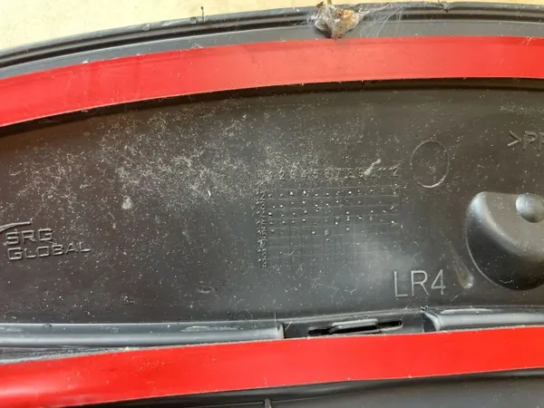 Vänster Bakre Kompasslist OEM 8K9853817A Audi A4 B8 image 7