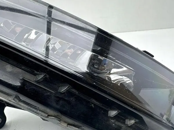 SEAT ATECA Fram höger stänkskärm OEM 575941700B image 9