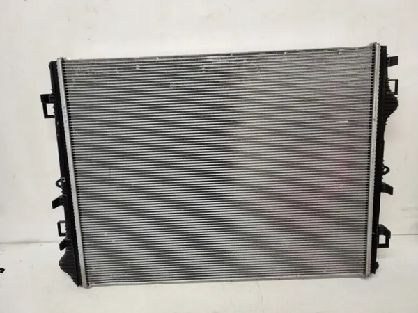 Radiateur d'eau OEM A0995008501 pour Mercedes Classe C image 4