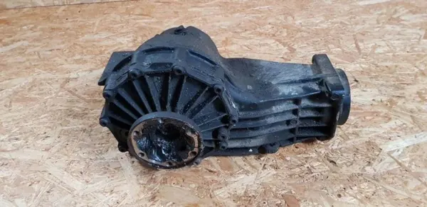 Riduttore posteriore AUDI A8 D2 01R525053E 4.2L image 2