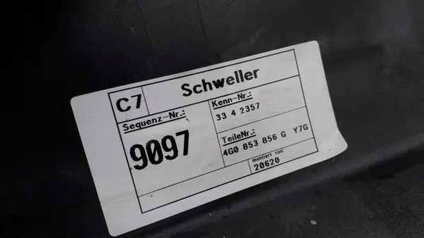 Audi A6 C7 Höger Silllist OEM 4G0853860D image 6