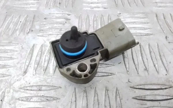 Polttoainepaineanturi OEM 31251447 Volvo V70:lle image 2