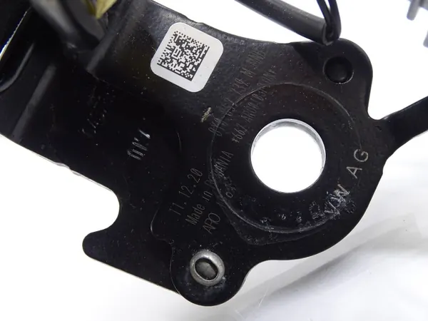OEM 8Y0857239M bakre säkerhetsbältesspänne med sensor image 3