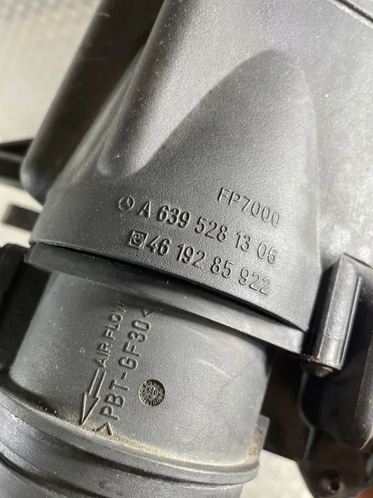 Mercedes VITO 639 Luftfilterhus OEM A6395281306 image 6