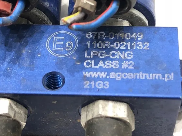 Inyector GLP OEM 67R-011049 - Inyector de gas usado image 3