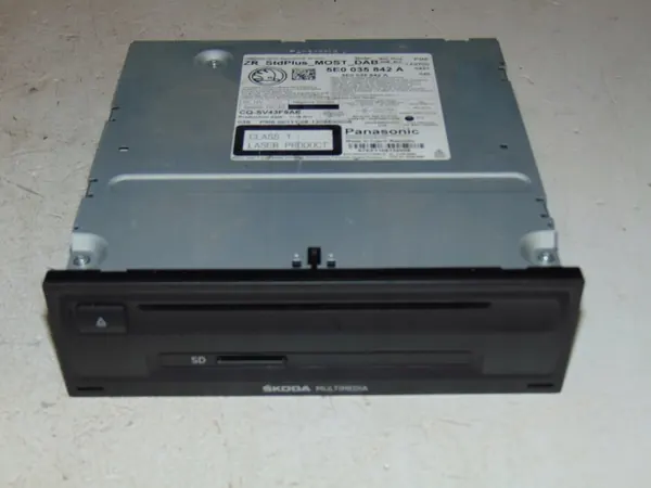 CD-vaihtaja OEM 5E0035824A Skoda Octavia III:lle image 2
