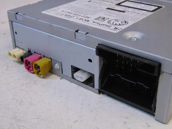 CD-vaihtaja OEM 5E0035824A Skoda Octavia III:lle image 5