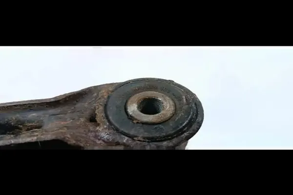 Braccio di Controllo Anteriore VW POLO 6N0407182 1.4L Diesel 2000 image 2