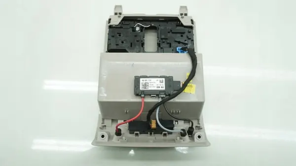 Lampes intérieures Skoda Kamiq OEM 657868837 image 7