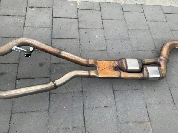 Silencieux Échappement BMW OE OEM WYDECH TŁUMIK BMW 2 image 3