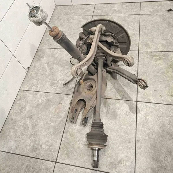 Vänster Bakfjädring Mercedes-Benz E (W212) A2123500141 image 3