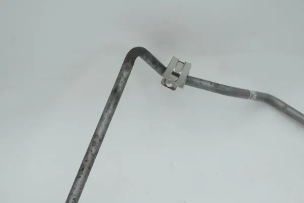 Tubo de aceite usado OEM 8K0317817EB Audi Q5 image 3