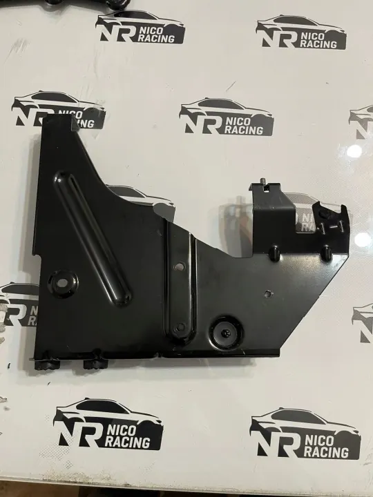Support OEM 8088926 pour BMW M3/M4 G80/G82/G83 image 2