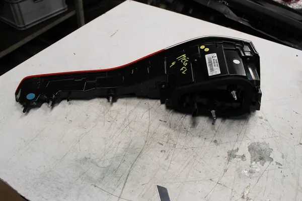 Bakljus höger Renault Megane IV HB FL 265502194R image 3