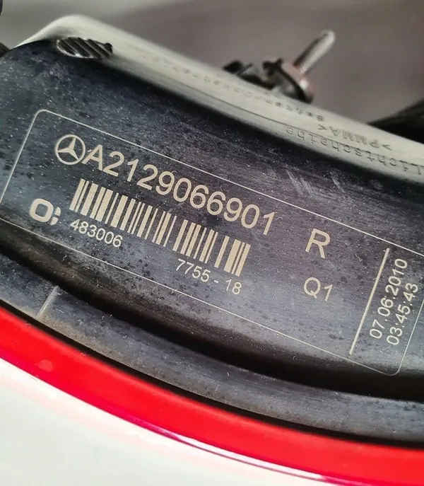 Rechter Achterlicht Mercedes W212 A2129066901 image 6