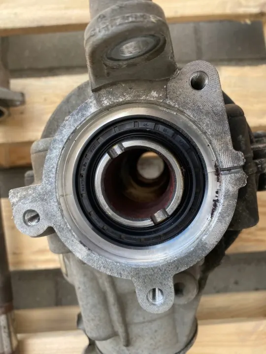BMW X1 F48 Boîtier Transfert OEM 7646908 - Occasion image 3
