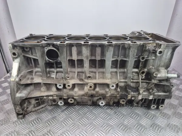 Bloque Motor BMW N55 OEM 7583870 - Usado image 2