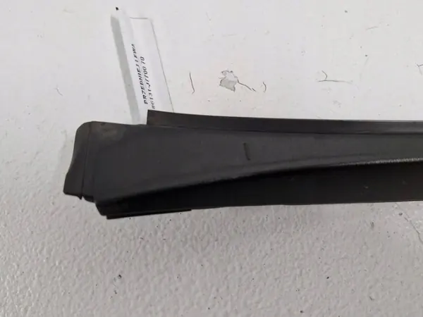OEM 86131-J7700 Guarnição Pilar Para-brisa Esquerda image 4
