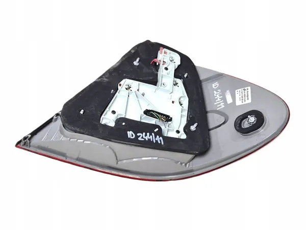 MERCEDES E KLASA W211 SEDAN 2002-2006 LINKER ACHTER LED LAMP image 2