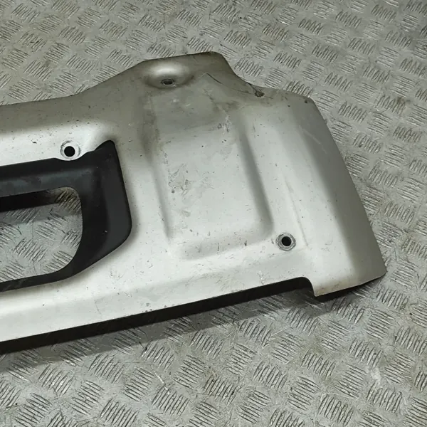 Capa do motor Land Rover Defender L663 2024 L8BM-16F71-AC image 4
