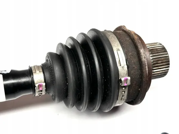 Gebrauchte vordere rechte Halbwelle OEM 8W0407271D Audi image 3