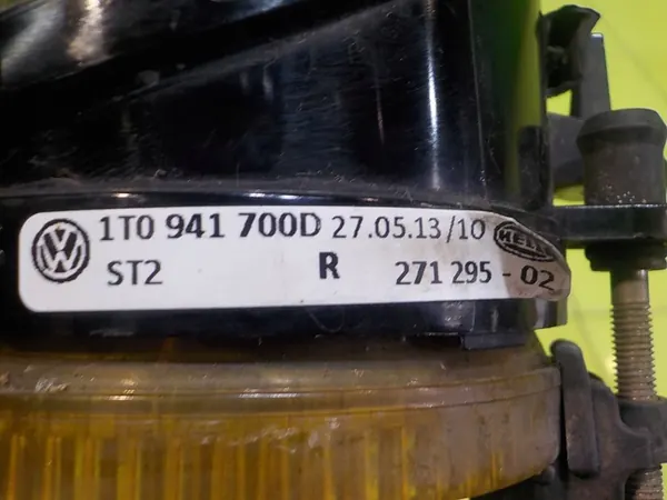 VW UP 1.0 B Farol Direito 1T0941700D image 5