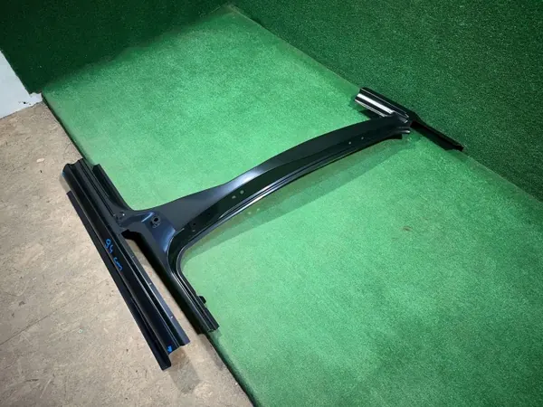 Mazda 5 II 2010- Revestimiento Pilar B Izquierdo OEM CGY571410B image 3