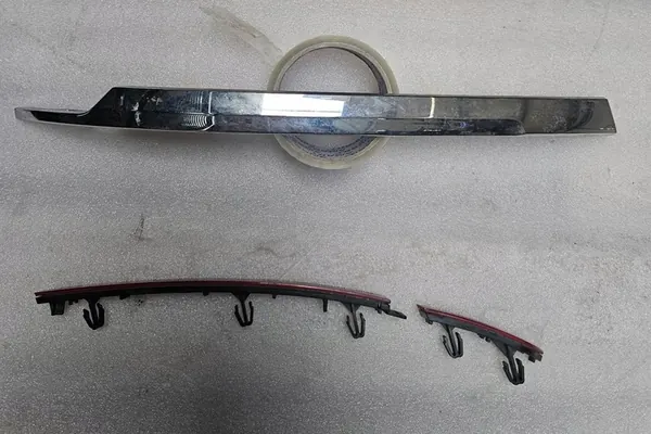 VW TIGUAN 2 Lift Vasemman Puolen Puskuri Trim 5NA945105B 5NA853841D image 2