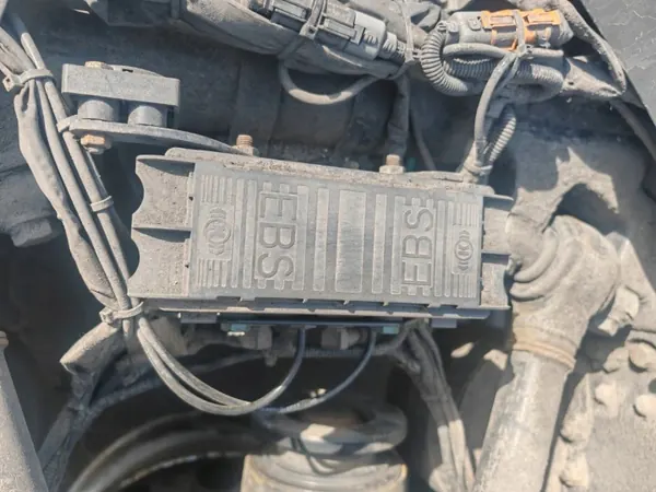 EBS Modulatorventiel achter K050210 MAN image 3