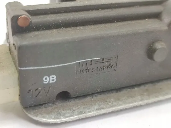 Fiat Uno dörrlåsaktuator OEM 5954779 vänster sida image 6