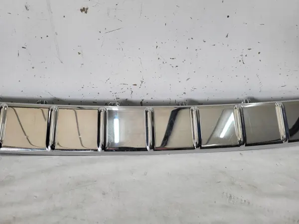 Mercedes R-klasse W251 chroom bumper spoiler OEM A2518800011 image 3
