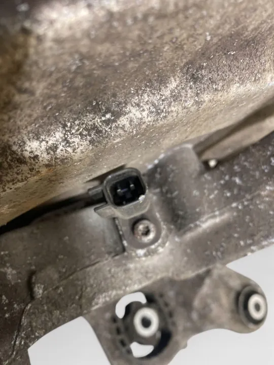 Volvo XC90 2018 Hinterradnabe OEM 31445104 image 9