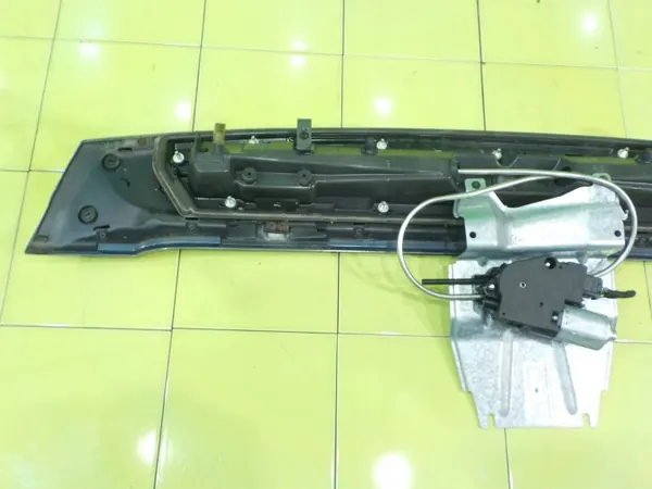 OEM YM17445580 Takaspoileri Peugeot RCZ 1.6 THP:lle image 5
