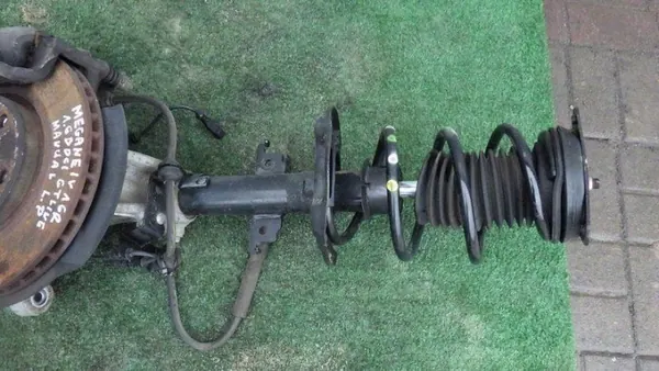 Voor Linker Schokdemper OEM 543025200R Renault image 5