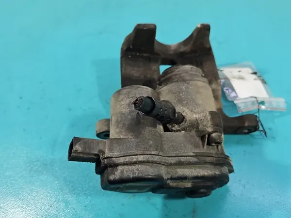 Étrier arrière droit OEM IMPRK1548766 pour Audi A6 C7 image 6