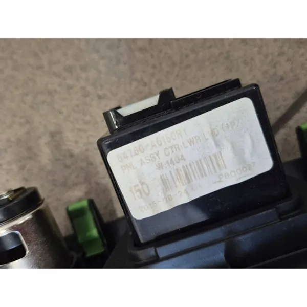 Tomada isqueiro túnel dianteiro Hyundai i30 II 12-17 OEM 84760A6150 image 3