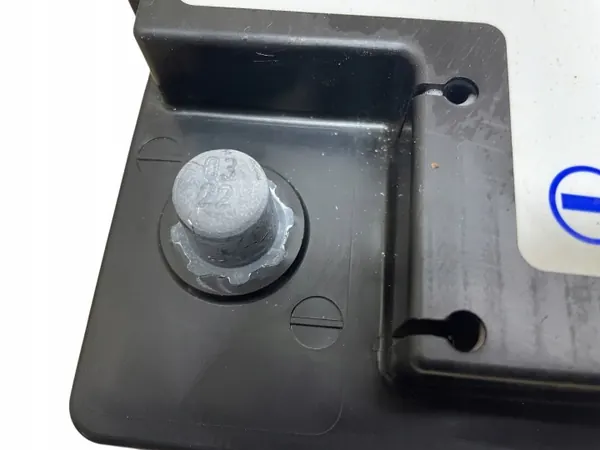 AGM-akku OEM 6806758 92Ah 850A BMW:lle image 4