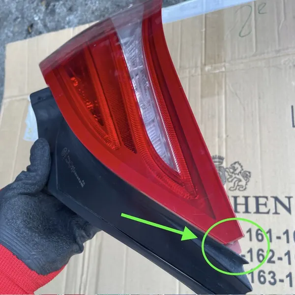 Luz Trasera Derecha Mercedes CLA W117 CLA45 AMG OEM a1179062400 image 2