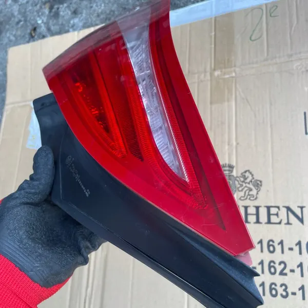 Luz Trasera Derecha Mercedes CLA W117 CLA45 AMG OEM a1179062400 image 8