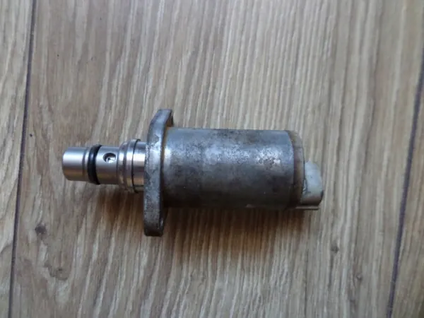 Válvula bomba inyección OEM 00412D11598 - Toyota image 3